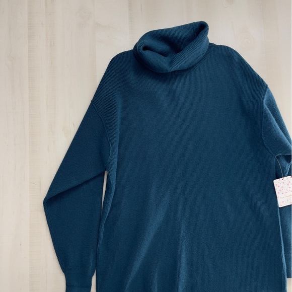 nwt FREE PEOPLE softly structured oversized tunic turtleneck sweater deep jade - Picture 6 of 7
